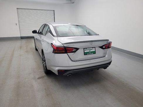 Used 2019 Nissan Altima 2.5 SR w/ SR Premium Package AWD/4WD image 6