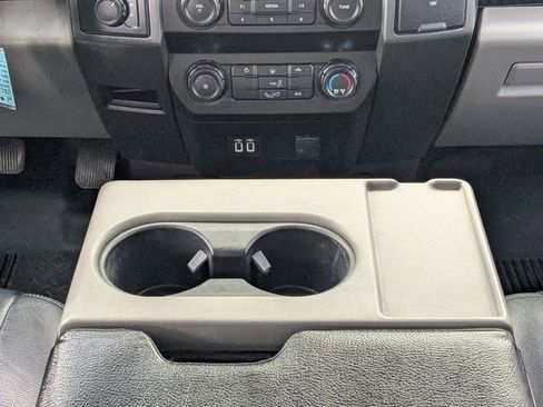 Used 2019 Ford F150 XLT image 18