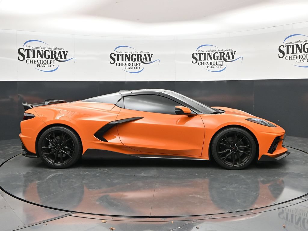 Used 2023 Chevrolet Corvette Stingray Premium Conv w/ Z51 Performance Package RWD image 8