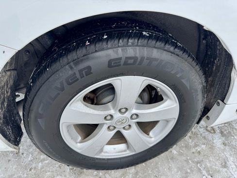 Used 2016 Toyota Sienna L image 8