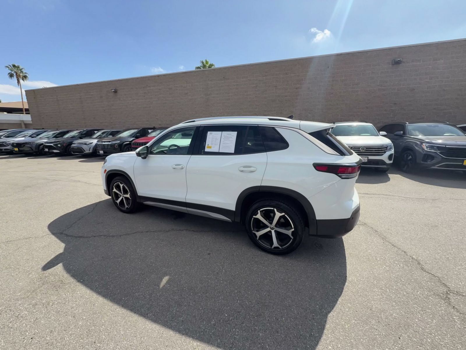 Used 2026 Volkswagen Tiguan SE AWD/4WD image 9