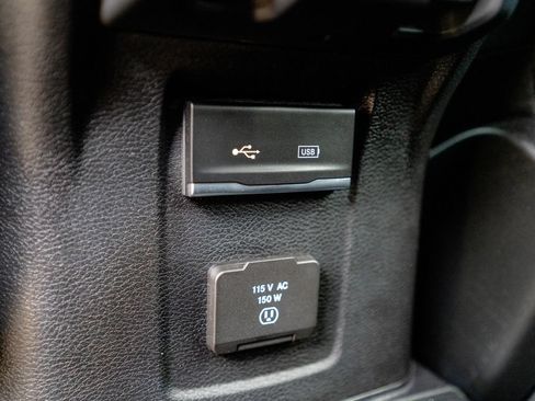 Used 2018 Jeep Wrangler Unlimited Sahara w/ Cold Weather Group AWD/4WD image 40