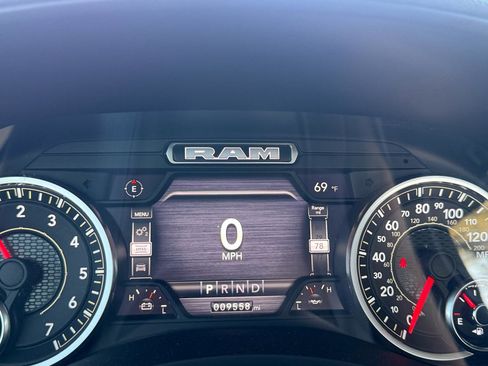Used 2022 RAM 3500 Tradesman AWD/4WD image 10