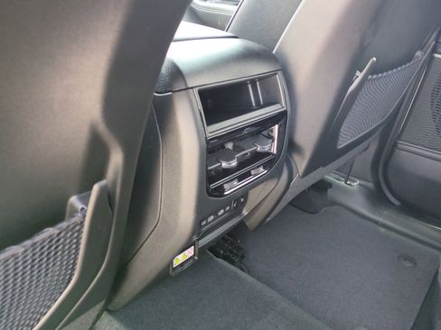 New 2026 Jeep Grand Cherokee Limited AWD/4WD image 32