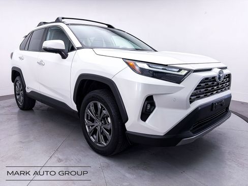 Used 2022 Toyota RAV4 Limited AWD/4WD image 1