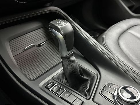 Used 2018 BMW X1 xDrive28i image 17