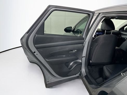 Used 2025 Hyundai Tucson SEL FWD image 25