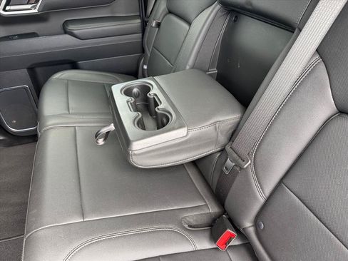 Used 2025 GMC Sierra 1500 SLT AWD/4WD image 11