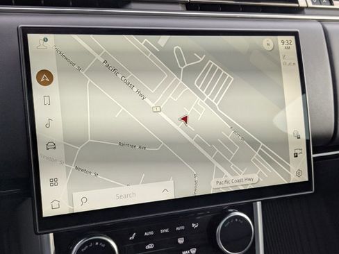 Used 2023 Land Rover Range Rover Autobiography image 14