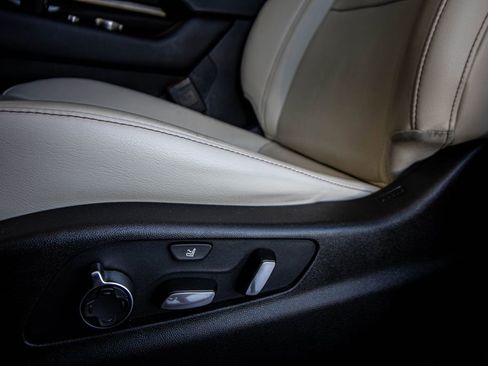 Used 2020 Cadillac XT4 Sport image 23