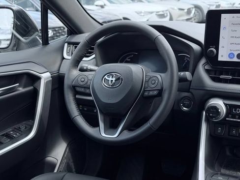 Used 2024 Toyota RAV4 XSE w/ Weather Package AWD/4WD image 27