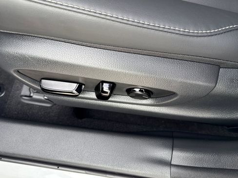 Certified 2025 Lexus UX 300h FWD image 15