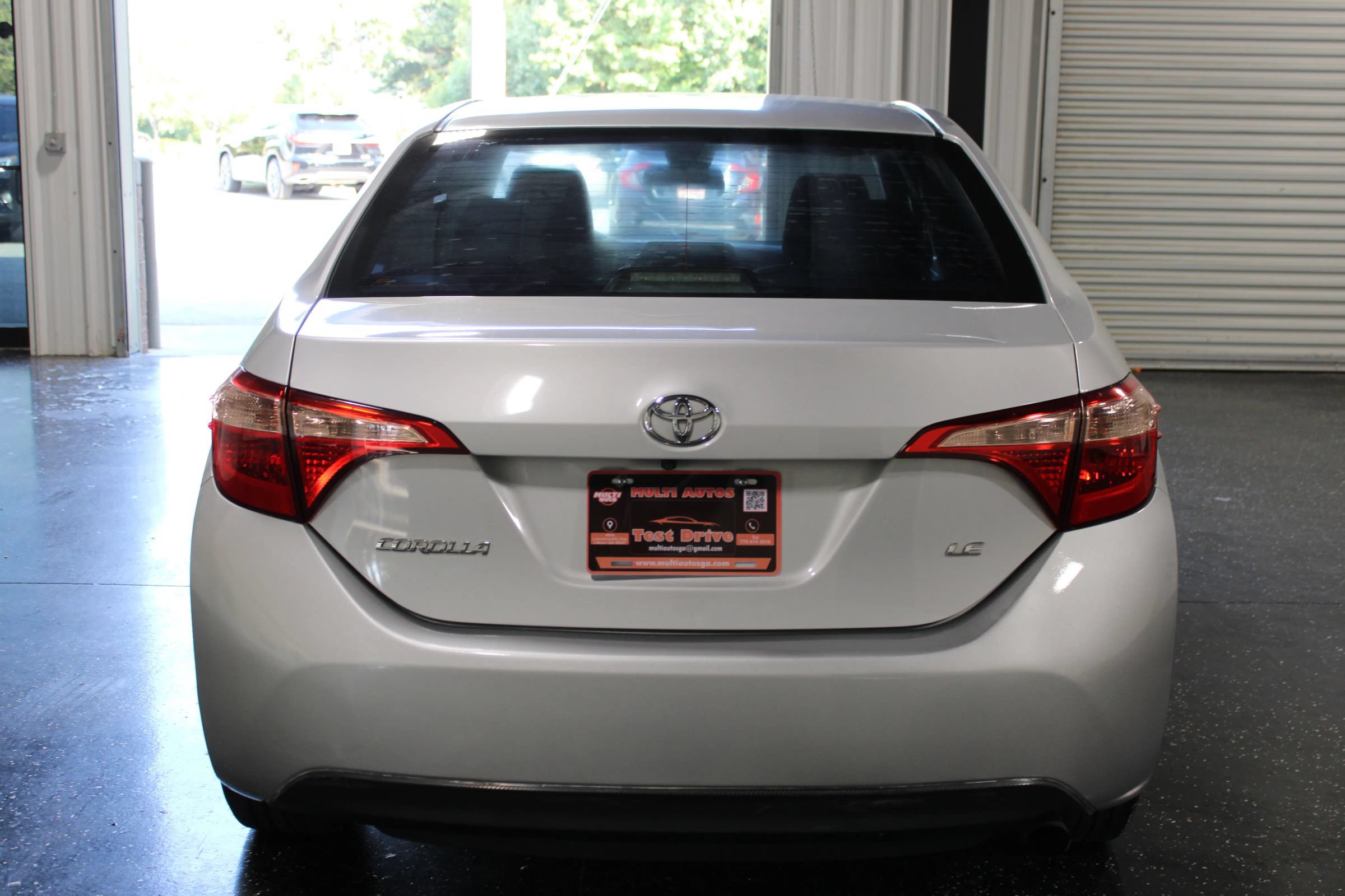 Used 2018 Toyota Corolla LE FWD image 4