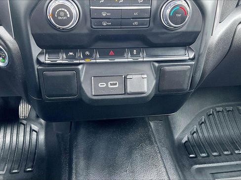 Used 2024 Chevrolet Silverado 1500 W/T w/ WT Value Package image 31