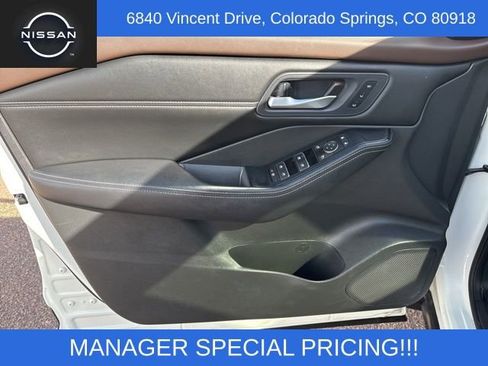 Certified 2023 Nissan Rogue SL FWD image 19