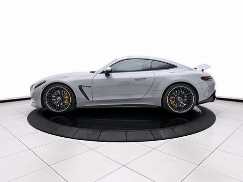 Used 2024 Mercedes-Benz AMG GT 63 image 7