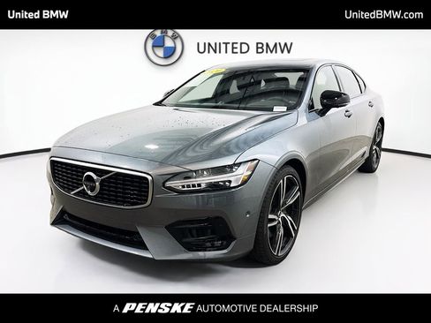 Used 2020 Volvo S90 T6 R-Design image 1