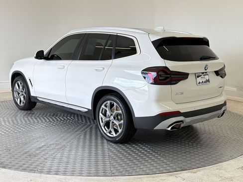 Used 2024 BMW X3 xDrive30i w/ Convenience Package AWD/4WD image 3