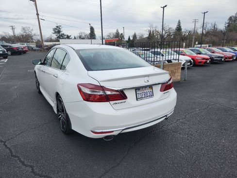 Used 2016 Honda Accord Sport image 3