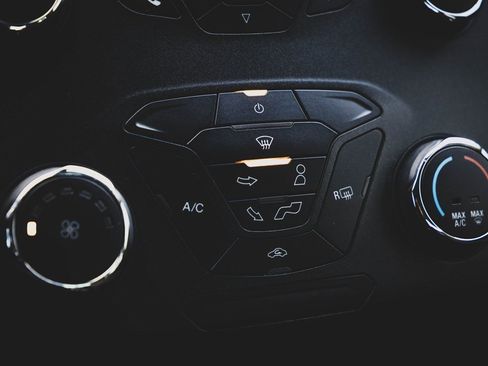 Used 2019 Ford Fusion S image 12