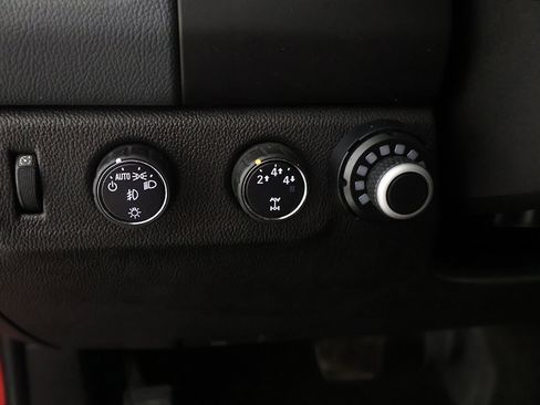 Used 2016 Chevrolet Colorado Z71 image 29