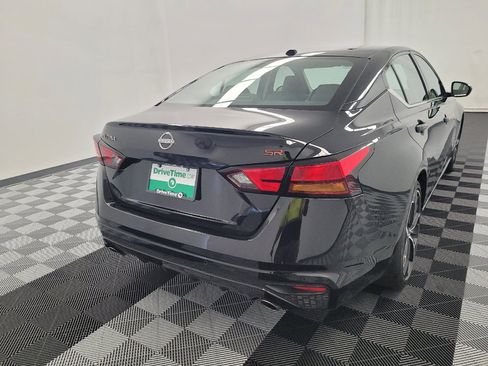 Used 2024 Nissan Altima 2.5 SR FWD image 7