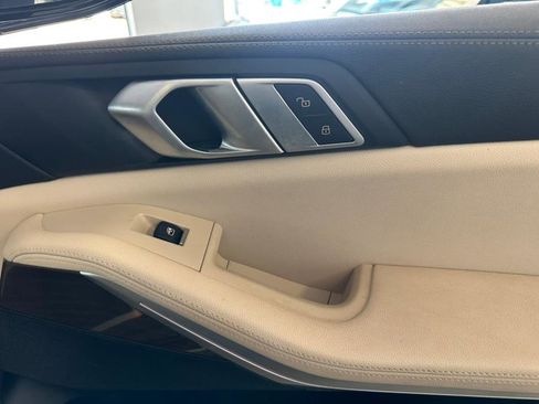 Used 2021 BMW X5 xDrive40i w/ Convenience Package image 35
