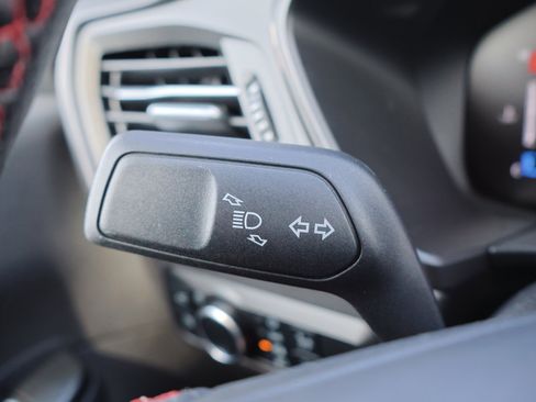 Certified 2024 Ford Escape ST-Line w/ Equipment Group 301A image 16