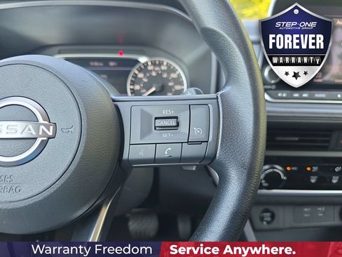 Used 2024 Nissan Rogue S AWD/4WD image 22