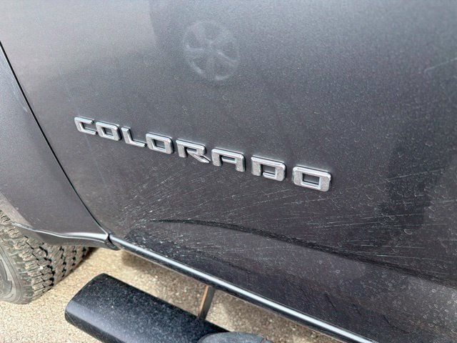 Used 2021 Chevrolet Colorado Z71 w/ Safety Package AWD/4WD image 35