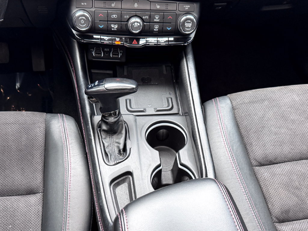 Used 2021 Dodge Durango R/T w/ Blacktop Package AWD/4WD image 31