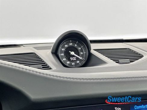 Used 2026 Porsche 911 Carrera image 32