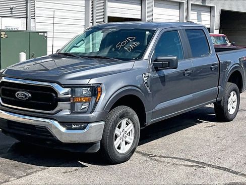 Used 2023 Ford F150 XLT image 2