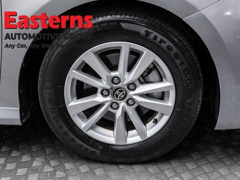 Used 2025 Toyota Camry LE image 32