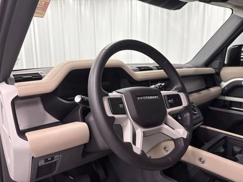 Used 2024 Land Rover Defender 110 X-Dynamic SE AWD/4WD image 20