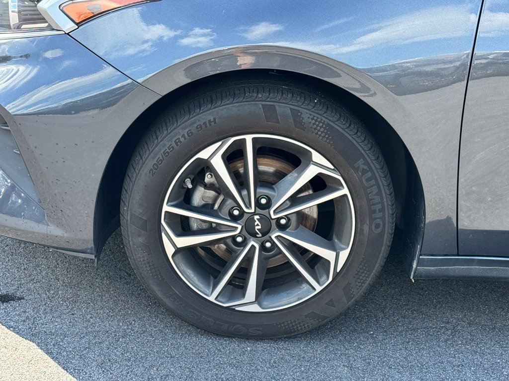 Used 2024 Kia Forte LXS FWD image 24