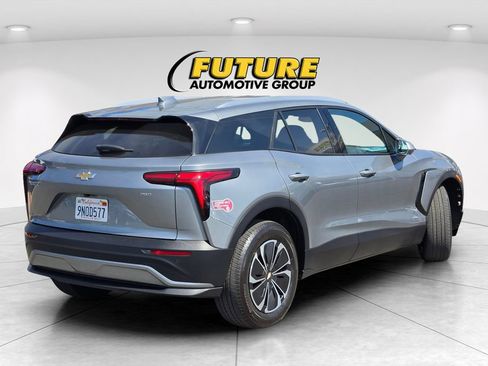 Used 2024 Chevrolet Blazer EV LT AWD/4WD image 4