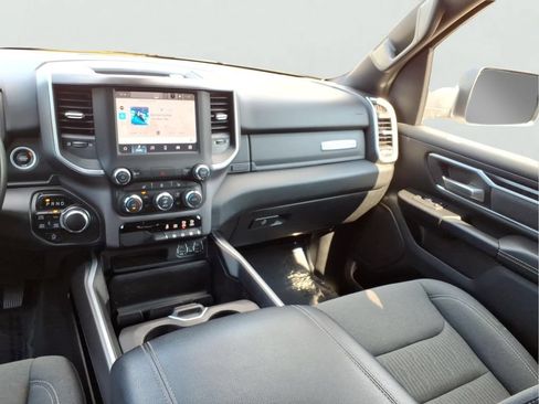 Used 2023 RAM 1500 Big Horn AWD/4WD image 23