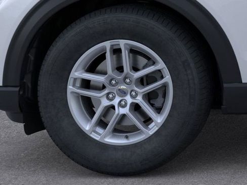 New 2026 Ford Explorer Active w/ Active Comfort Package image 19