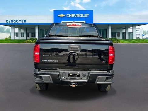 Used 2021 Chevrolet Colorado Z71 w/ Safety Package AWD/4WD image 6