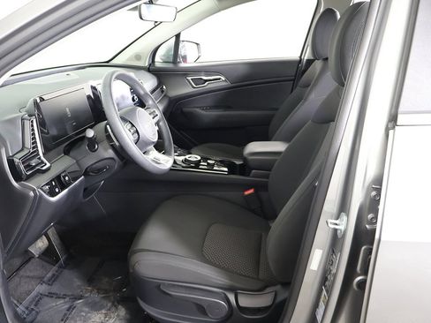 Used 2023 Kia Sportage LX image 29