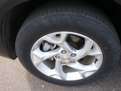 Certified 2024 Chevrolet Trax LS w/ LS Convenience Package image 16