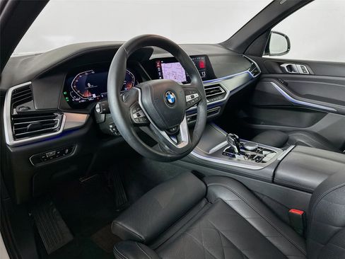 Certified 2023 BMW X5 xDrive40i w/ Premium Package image 9