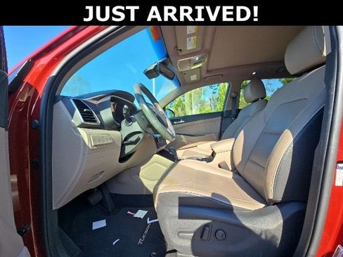 Used 2019 Hyundai Tucson Ultimate w/ Cargo Package AWD/4WD image 12