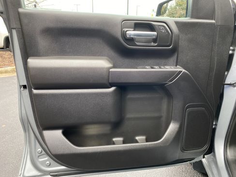 Used 2024 Chevrolet Silverado 1500 Custom image 15