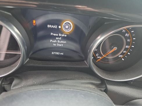 Used 2022 Jeep Gladiator Sport image 1