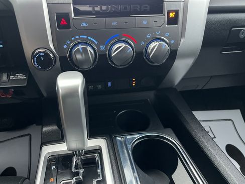 Used 2020 Toyota Tundra Limited image 18