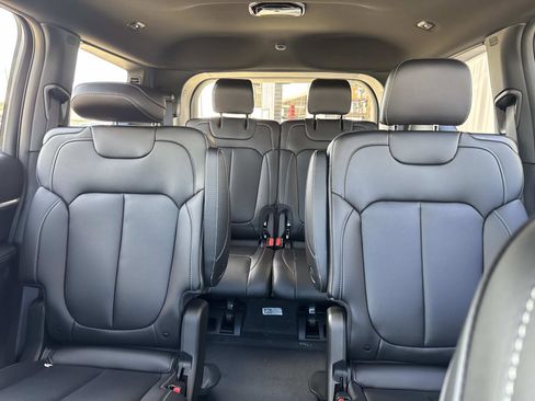 New 2026 Jeep Grand Cherokee L Limited w/ Limited Altitude Package RWD image 7