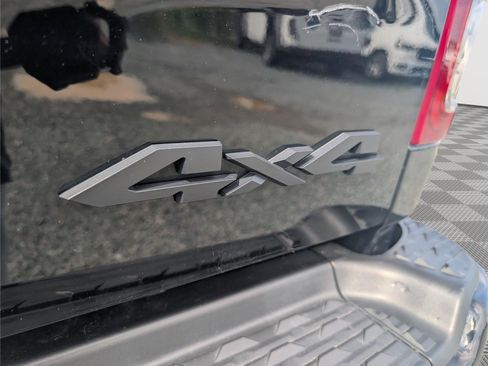 Used 2022 RAM 2500 Big Horn w/ Night Edition AWD/4WD image 12