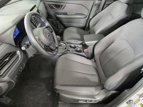 Used 2025 Subaru Forester Premium image 15